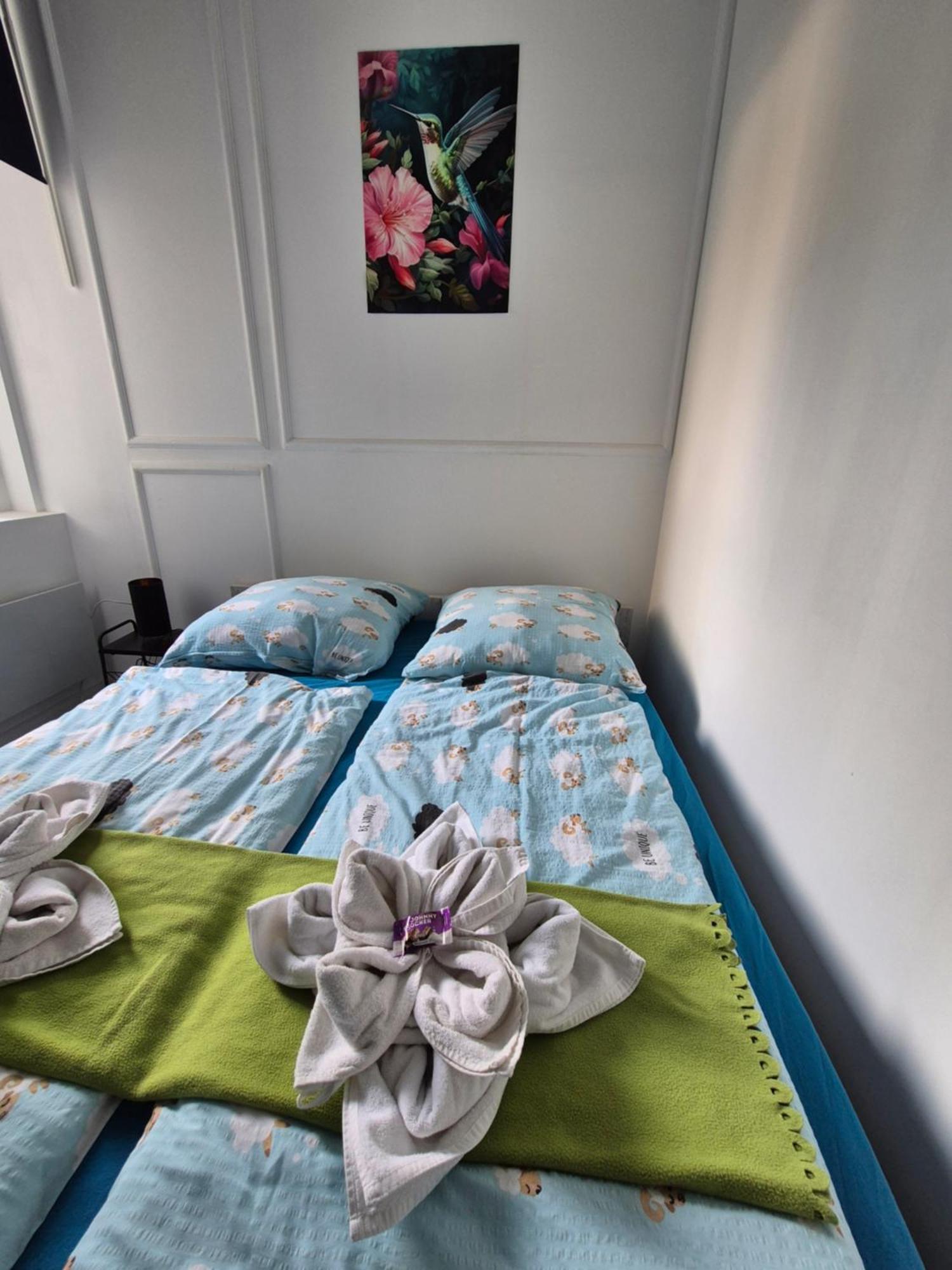 Damjanich 51- Lovely 3Bedroom Apartment Budapest Luaran gambar